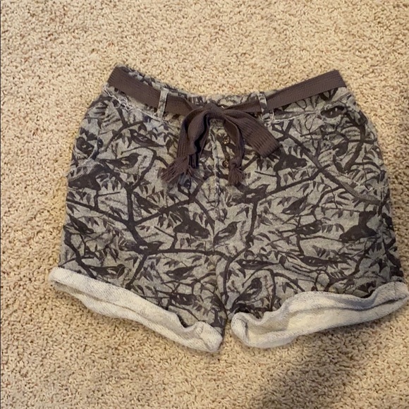 Lilka Pants - Lilka terry cloth bird print shorts